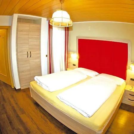 Apartment House Diamant, Santa Cristina