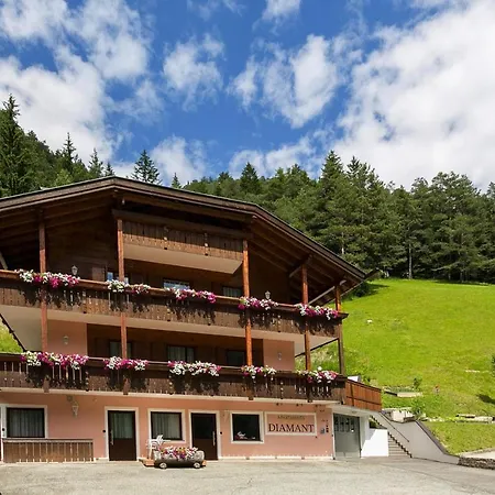 House Diamant, Santa Cristina *
